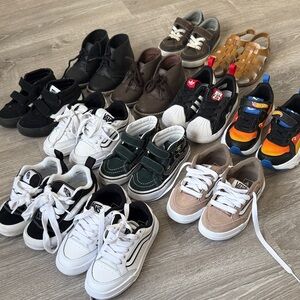 Vans Kids Sneakers - Black, White, and Tan Mix